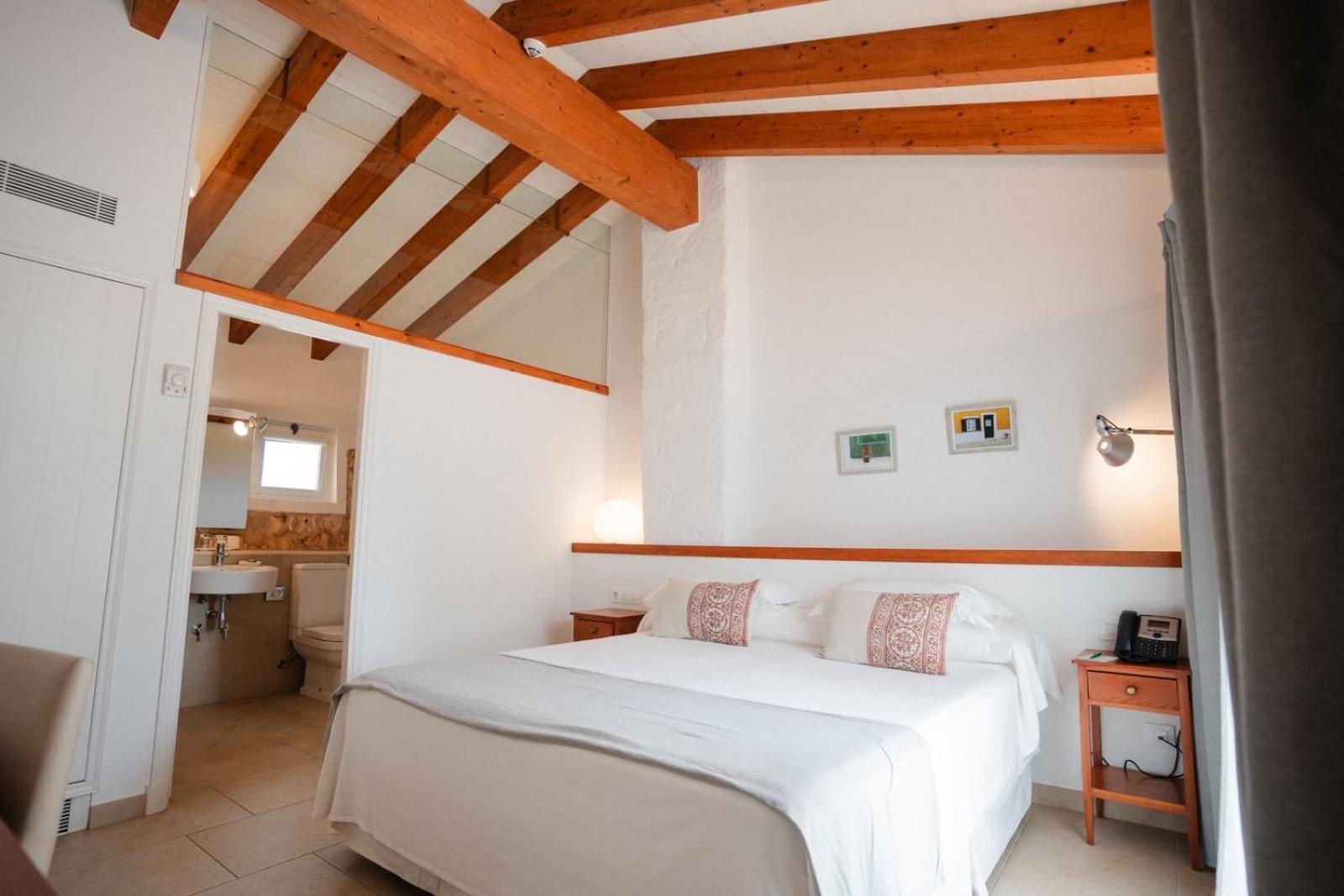 Hotel Rural Binigaus Vell Es Migjorn Gran ภายนอก รูปภาพ